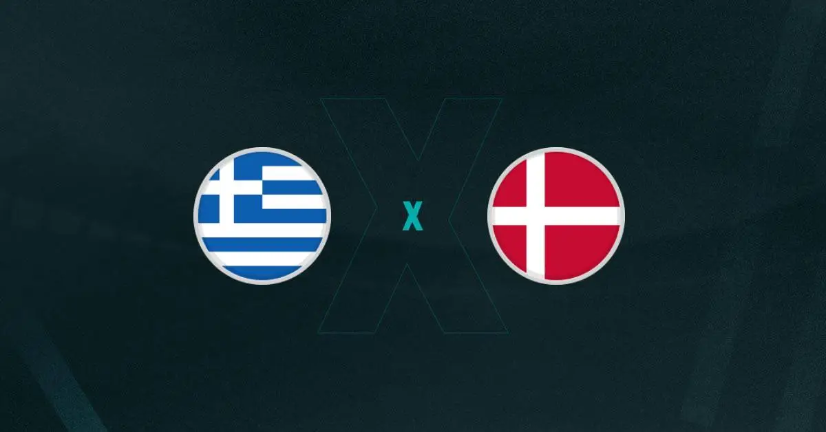 Escudos de Grécia e Dinamarca, que duelam pelas Eliminatórias Europeias