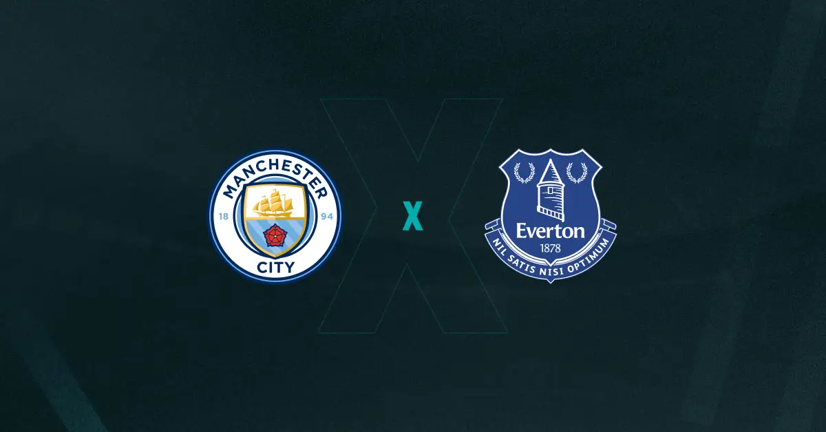 Escudos de Manchester City e Everton, que duelam pela Premier League