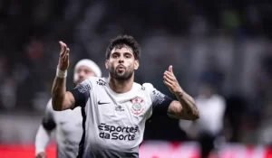 Yuri Alberto celebra gol pelo Corinthians