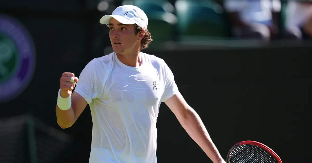 João Fonseca fará sua estreia no Australian Open nesta segunda-feira (19)