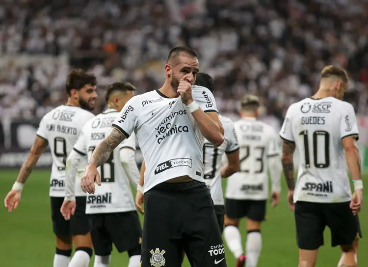 Corinthians briga para não ser rebaixado à Série B