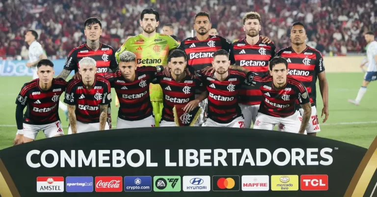 Flamengo vai disputar o tetracampeonato da Libertadores contra o Palmeiras