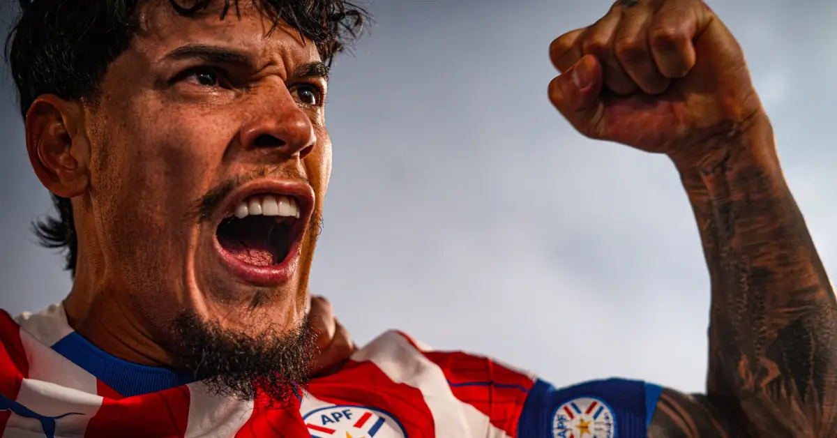 Capitão do Paraguai, Gustavo Gómez comemorou classificação para a Copa